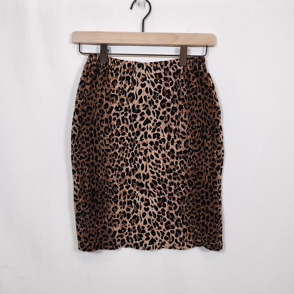 Vittadini Sport Skirt Women's Medium Runs Small Leopard Print Stretch